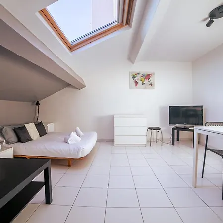 Guestready - Bright Studio In The Center Cannes